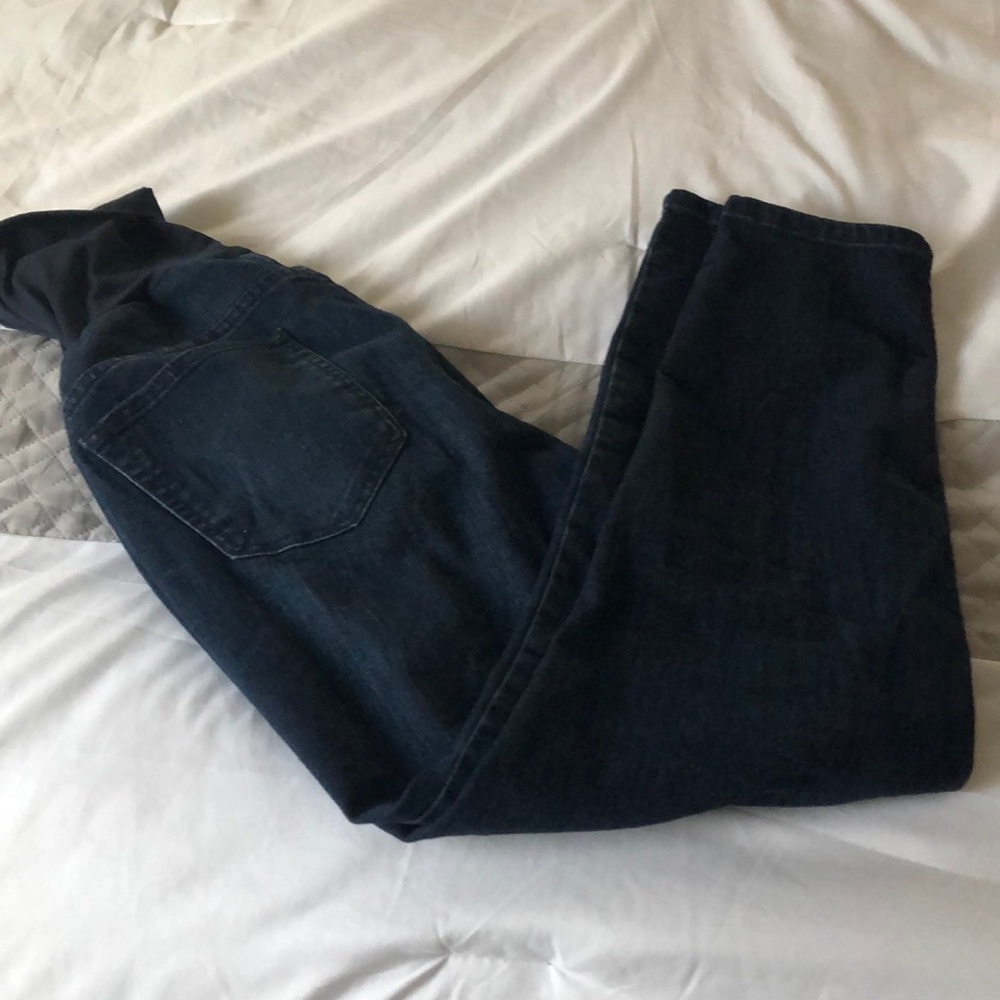 Maternity capris